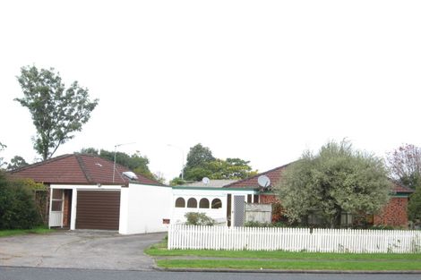 Photo of property in 1/2 Casuarina Road, Half Moon Bay, Auckland, 2012