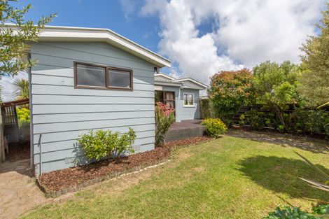 Photo of property in 2/146 Beach Road, North New Brighton, Christchurch, 8083