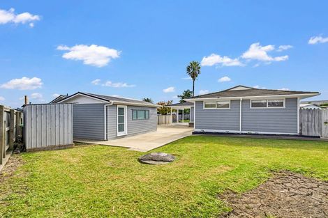 Photo of property in 127b Bruce Mclaren Road, Henderson, Auckland, 0612