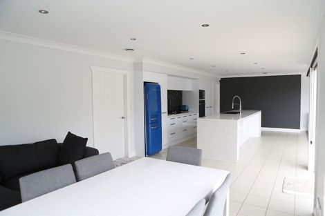 Photo of property in 35 Aliford Avenue, One Tree Hill, Auckland, 1061