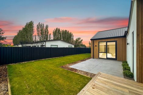 Photo of property in 16 Elsie Lange Way, Casebrook, Christchurch, 8051