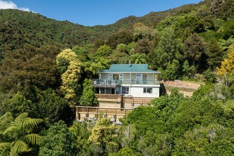 Photo of property in 280 Moetapu Bay Road, Moetapu Bay, Picton, 7282