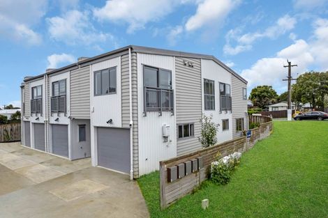 Photo of property in 99a Mahia Road, Wattle Downs, Auckland, 2103