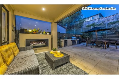 Photo of property in 25 Bridgefield Crescent, Flat Bush, Auckland, 2016
