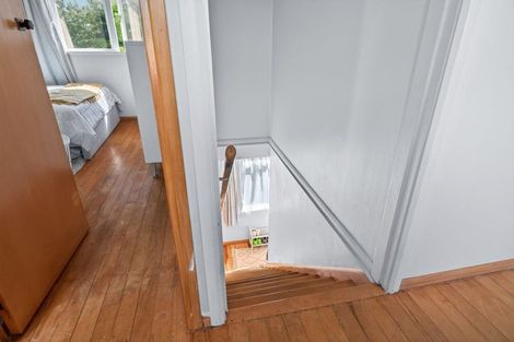 Photo of property in 4 Renfrew Place, Highbury, Palmerston North, 4412