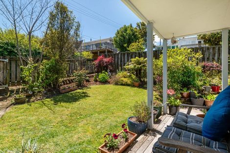 Photo of property in 2/19 Salem Place, Torbay, Auckland, 0630