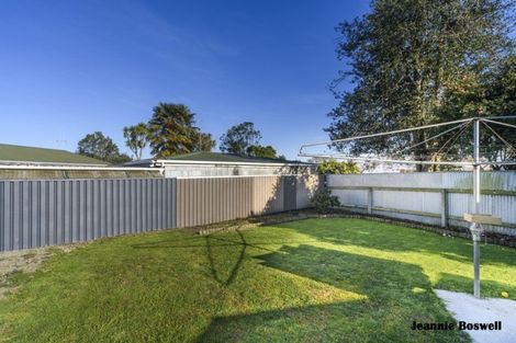 Photo of property in 9 Tingey Place, Awapuni, Palmerston North, 4412