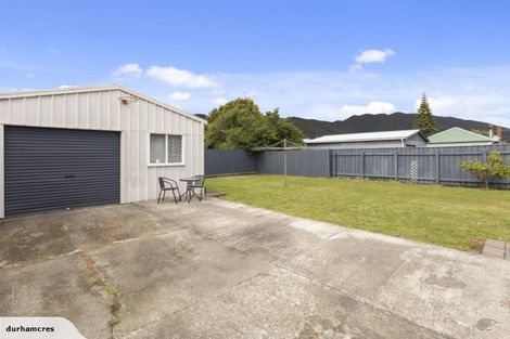 Photo of property in 6 Durham Crescent, Fairfield, Lower Hutt, 5011