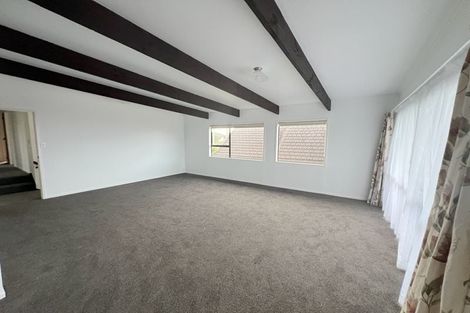 Photo of property in 1/55 Aberdeen Road, Castor Bay, Auckland, 0620