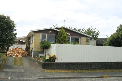 Photo of property in 4 Toledo Grove, Totara Park, Upper Hutt, 5018