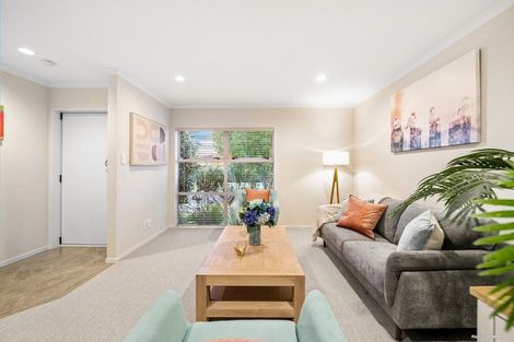 Photo of property in 30 Riviera Drive, Flat Bush, Auckland, 2019