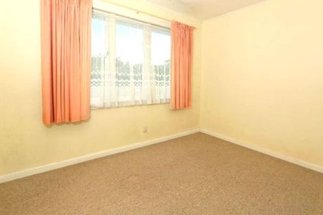 Photo of property in 24 Taikata Road, Te Atatu Peninsula, Auckland, 0610