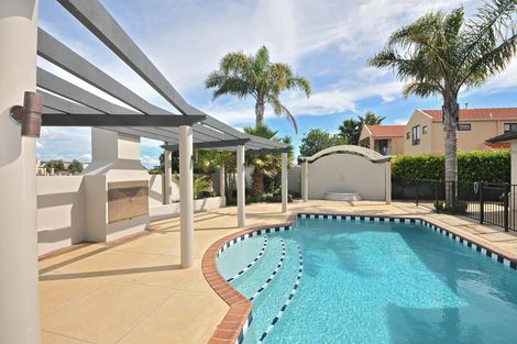 Photo of property in 46 Seychelles Drive, Papamoa Beach, Papamoa, 3118