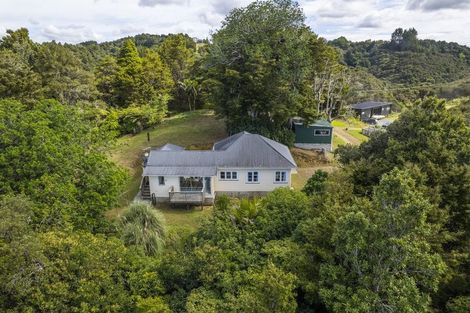 Photo of property in 37 Ngapuke Lane, Parua Bay, Onerahi, 0192