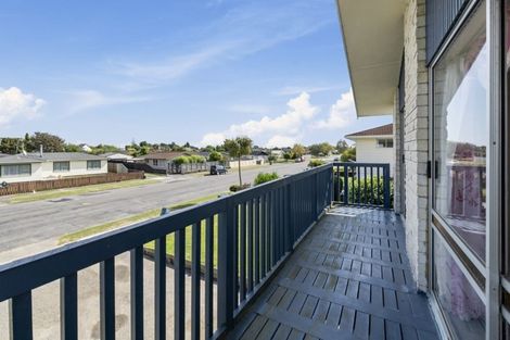 Photo of property in 77 Kennedy Drive, Levin, 5510