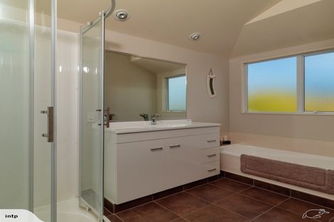 Photo of property in 495 Lawn Road, Clive, Hastings, 4180