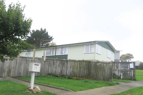 Photo of property in 15 Sombrero View, Ascot Park, Porirua, 5024