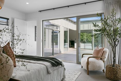 Photo of property in 21 Taruna Place, Havelock North, 4130