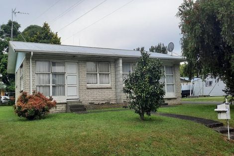 Photo of property in 33a Southsea Crescent, Silverdale, Hamilton, 3216