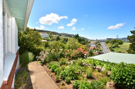 Photo of property in 373 Taieri Road, Halfway Bush, Dunedin, 9010