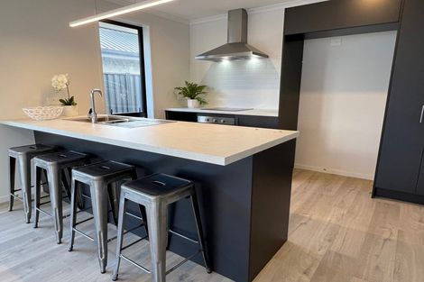 Photo of property in 14 Ash Lane, Omokoroa, 3114