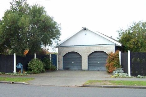 Photo of property in 29 Inwoods Road, Parklands, Christchurch, 8083