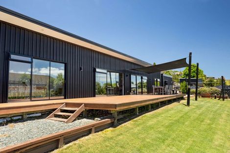 Photo of property in 17c Eagles Way, Cable Bay, 0420