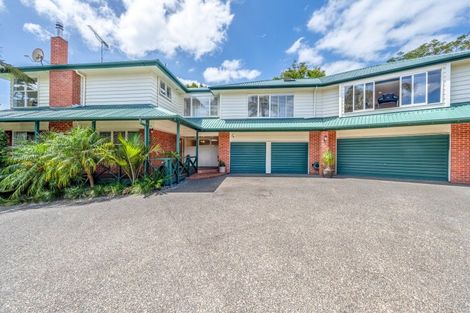 Photo of property in 188 Mellons Bay Road, Mellons Bay, Auckland, 2014