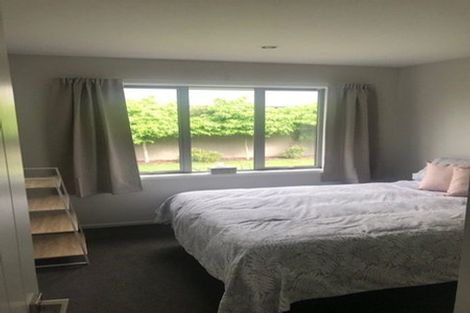 Photo of property in 27 Handley Crescent, Wigram, Christchurch, 8042