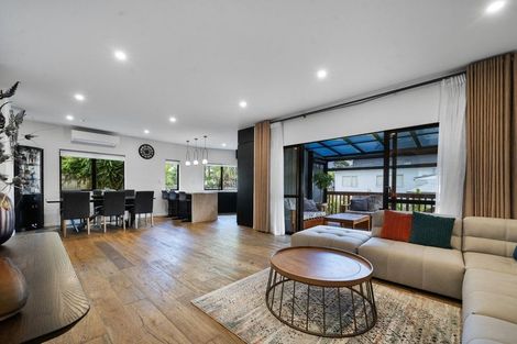 Photo of property in 5b Hemsway Place, Sunnyhills, Auckland, 2010