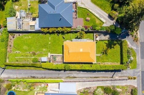 Photo of property in 27 Coach Road, Fairfield, Dunedin, 9018