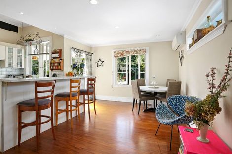 Photo of property in 5 Hall Street, Cambridge, 3434