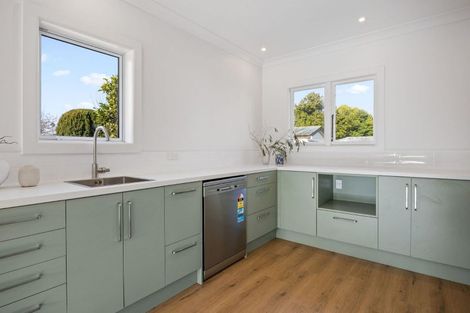 Photo of property in 178 Wilsons Road, Saint Martins, Christchurch, 8022