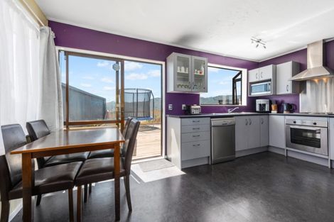 Photo of property in 13 Fenchurch Grove, Stokes Valley, Lower Hutt, 5019