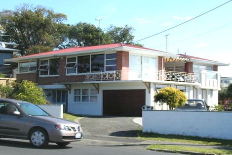 Photo of property in 66 Forrest Hill Road, Forrest Hill, Auckland, 0620