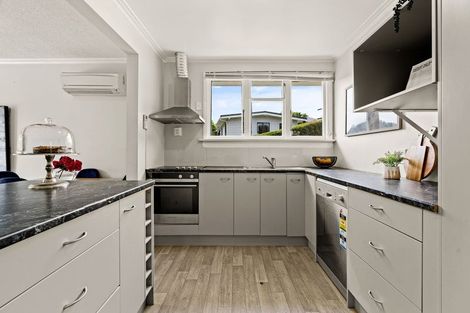 Photo of property in 489 Kaikorai Valley Road, Bradford, Dunedin, 9011