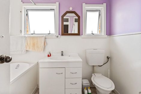 Photo of property in 8 Banff Street, Regent, Whangarei, 0112