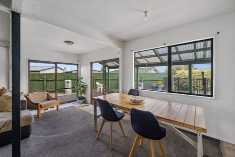 Photo of property in 33 Duckworth Crescent, Greenmeadows, Napier, 4112