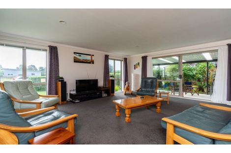 Photo of property in 17 Kedge Drive, Mangawhai, 0505