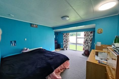 Photo of property in 20 Stuart Place, Blagdon, New Plymouth, 4310