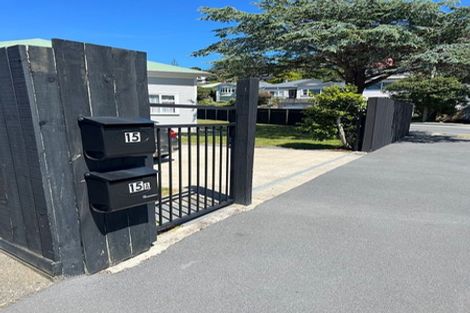 Photo of property in 15 Moselle Street, Island Bay, Wellington, 6023