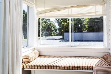 Photo of property in 13 Bracken Street, New Plymouth, 4310