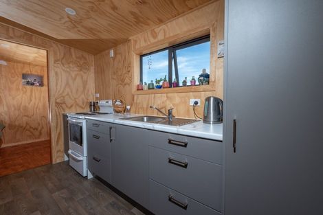 Photo of property in 2 Nugget Lane, Patearoa, Ranfurly, 9398