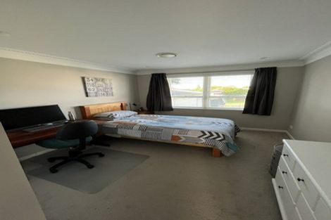 Photo of property in 25 Great South Road, Papakura, 2110