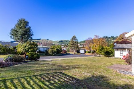 Photo of property in 15 Susan Lane, Kinloch, Taupo, 3377