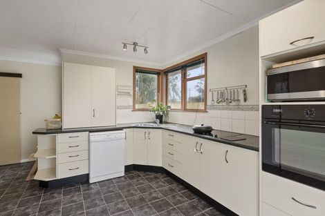 Photo of property in 76 Grey Street, Shannon, 4821