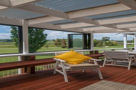 Photo of property in 58 Links View Drive, Omokoroa, 3114