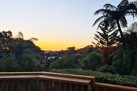 Photo of property in 44 Victoria Road, New Plymouth, 4310