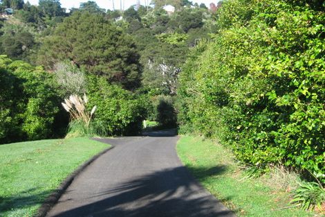 Photo of property in 3b Laingrange Place, Laingholm, Auckland, 0604