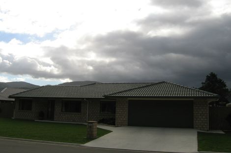 Photo of property in 18 Evergreen Crescent, Trentham, Upper Hutt, 5018